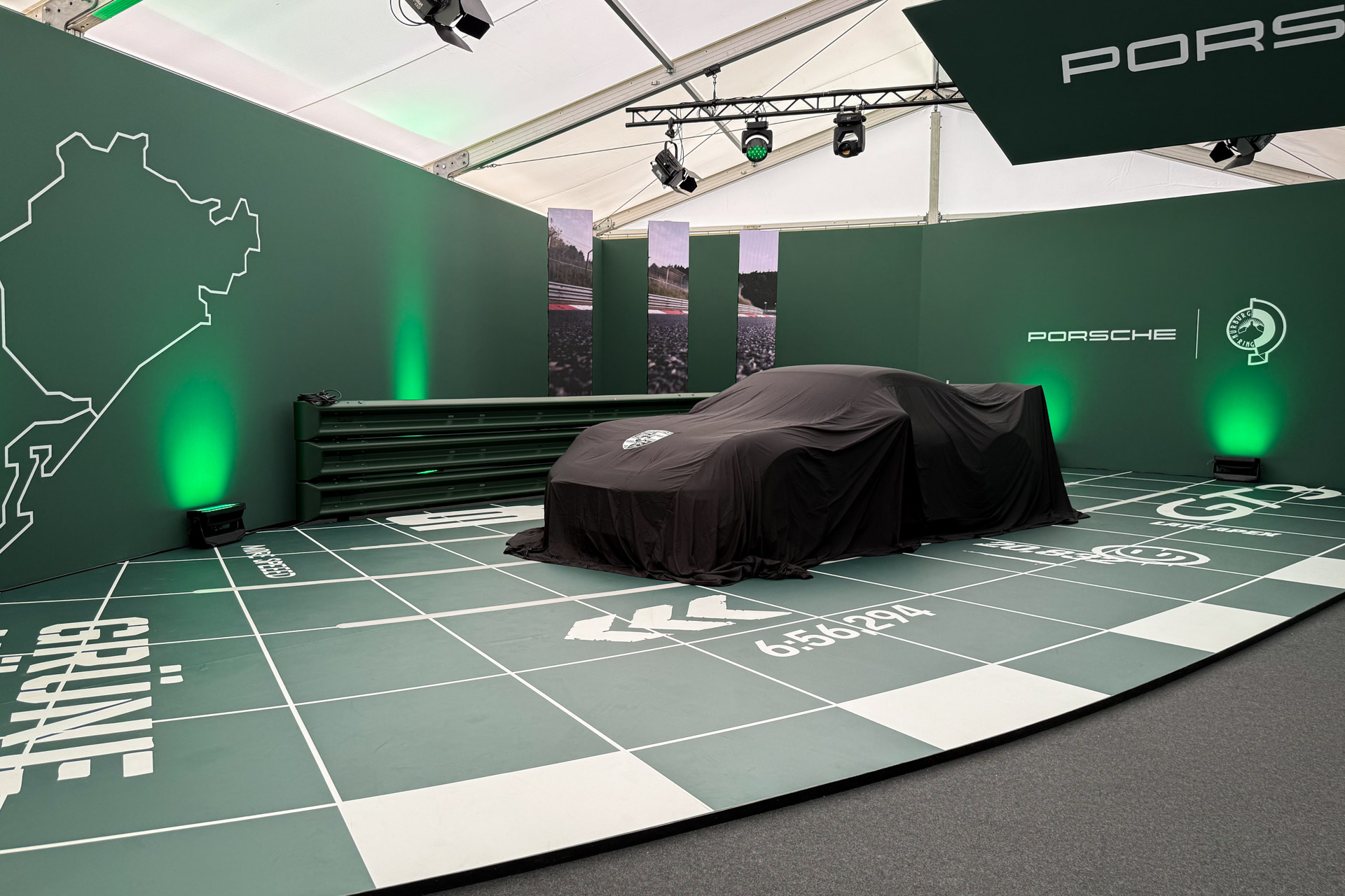 Mehr über den Artikel erfahren Porsche Deutschland – Weltpremiere 911 GT3 „100 Jahre Nürburgring“
